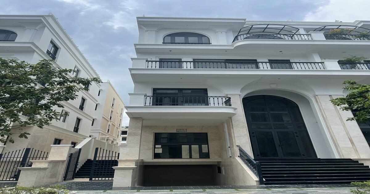 Bán Nhà  7m x21m Mặt tiền  Đường 37 Vạn Phúc city